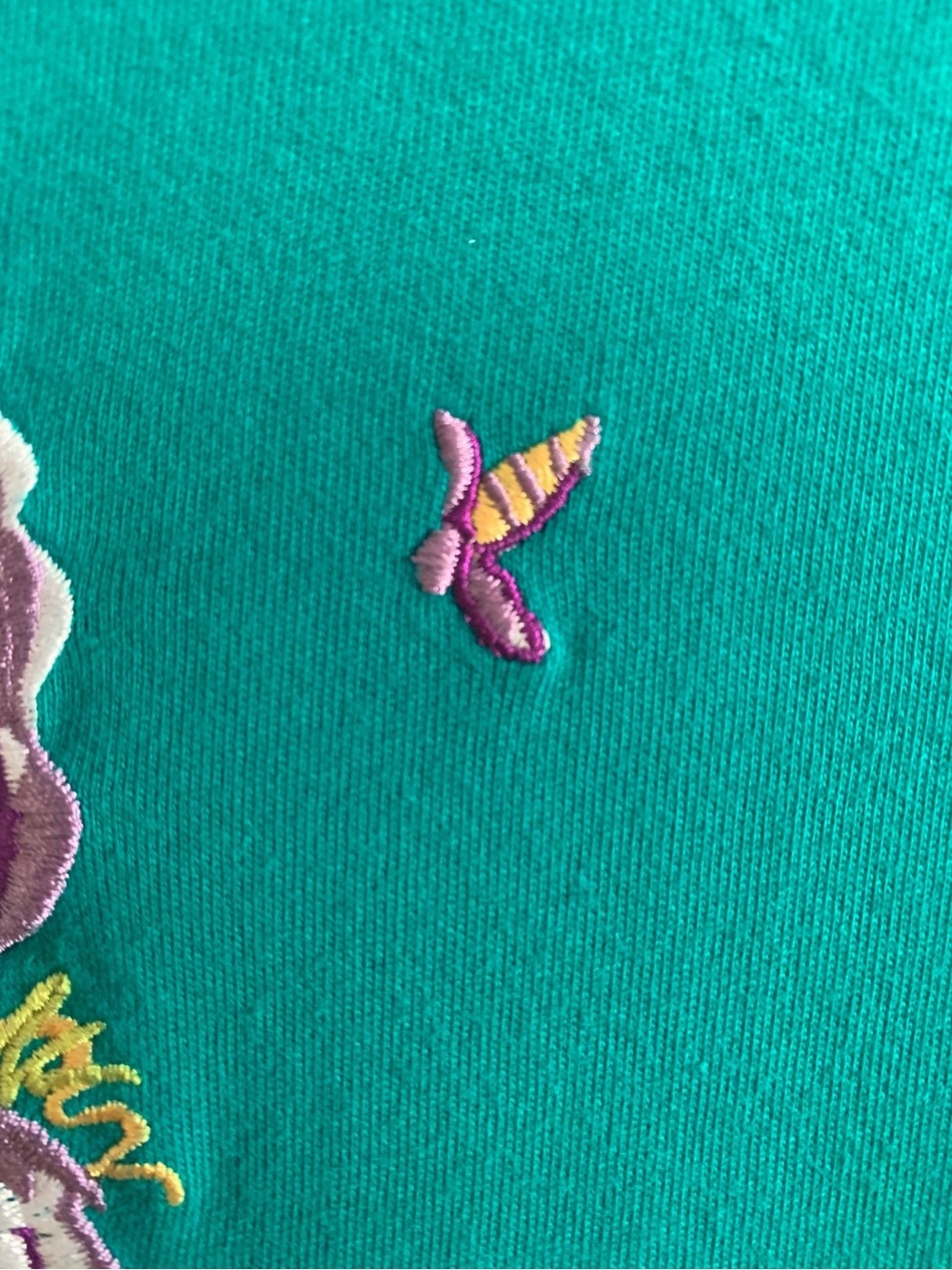 Bob Mackie Wearable Art Emerald T-Shirt Embroidered Iris Artsy Statement - Picture 3 of 9
